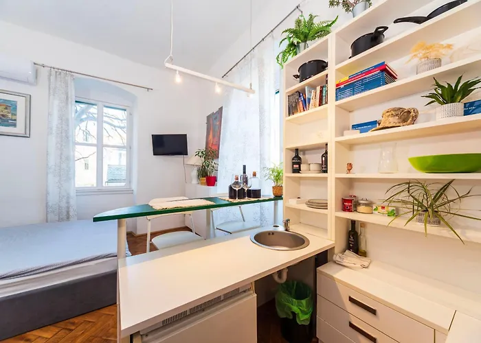 Ora, On The Sea. * سبليت