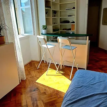 Ora, On The Sea. Apartman